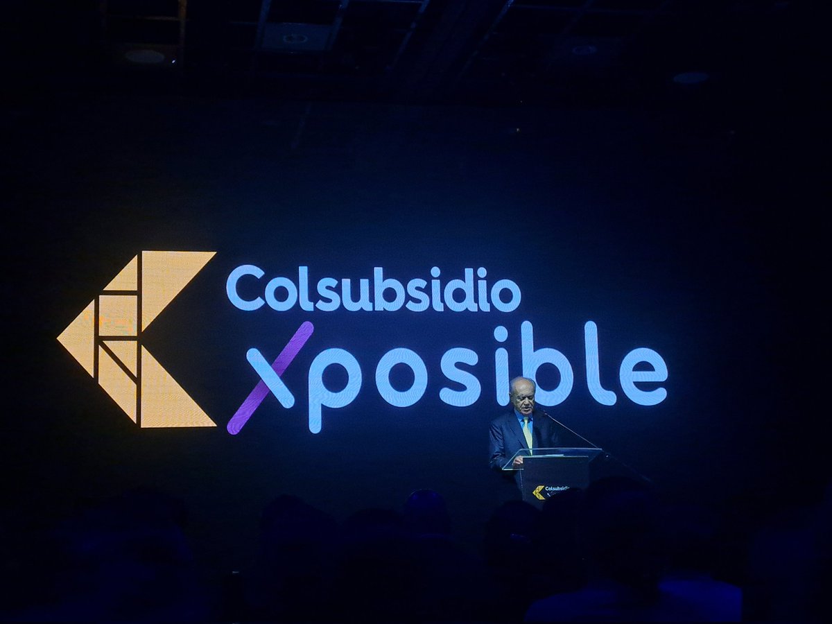 #AEstaHora  inicia el evento con palabras de Luis Carlos Arango, Director General de @Colsubsidio_Ofi donde resalta el trabajo  que se ha realizado en #Xposible2023 durante estos 5 años de reconocimiento.
@CECODES