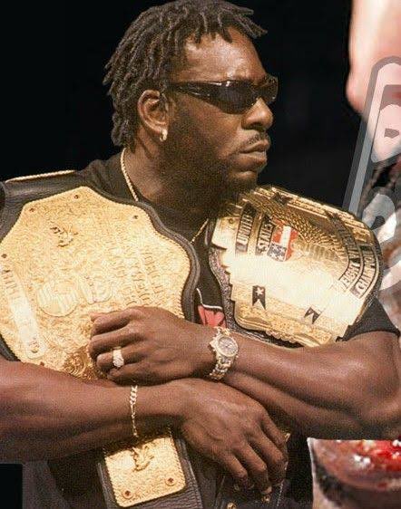 maddisupreme's tweet photo. Forget your Star sign, show me your birthday twins. 

Bieber &amp; the Five time WCW champion Booker T > https://t.co/Sw7KyrJGSG