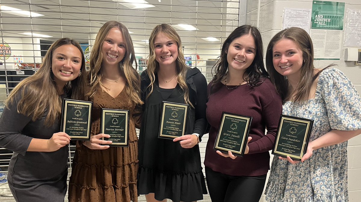 Really proud of <a href="/carasnedeker/">cara snedeker</a> <a href="/GraceFanelli13/">Grace Fanelli</a> <a href="/Kenzie_Hiatt/">kenzie hiatt</a>, Addison and Marissa for being recognized tonight at the WHS Evening of Excellence. #rockssoftball #whsrocks