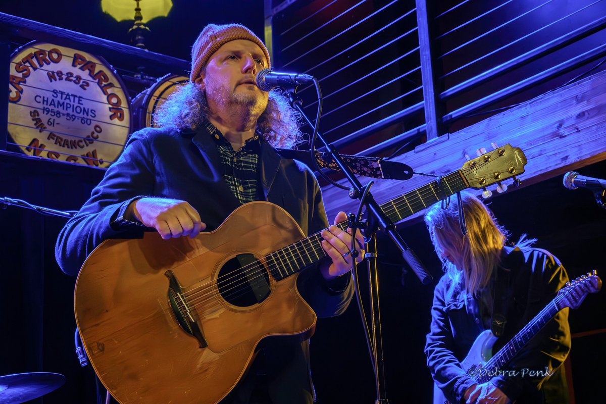 Our November newsletter - Info on shows in OR, WA, NY, and the UK. Also a bit about figs. 
mailchi.mp/da90cdda5e5d/a…