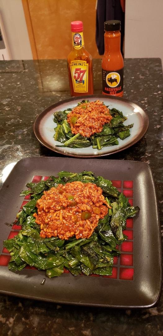 NewClearHarley's tweet photo. #Week9 #DFS #MatchupMeal @DraftKings @FanDuel @Fanball @MyFantasyLeague @SleeperHQ @UnderdogFantasy @YahooFantasy @ESPNFantasy @usatodaysports @usatodayfantasy Entree: Nashville Hot Chickn Sloppy Joe Greenes. Dessert: Banana/Choc. Pudding Parfait Cocktail: FussFungle w/TN Bourbon https://t.co/UE4NmqrYAM