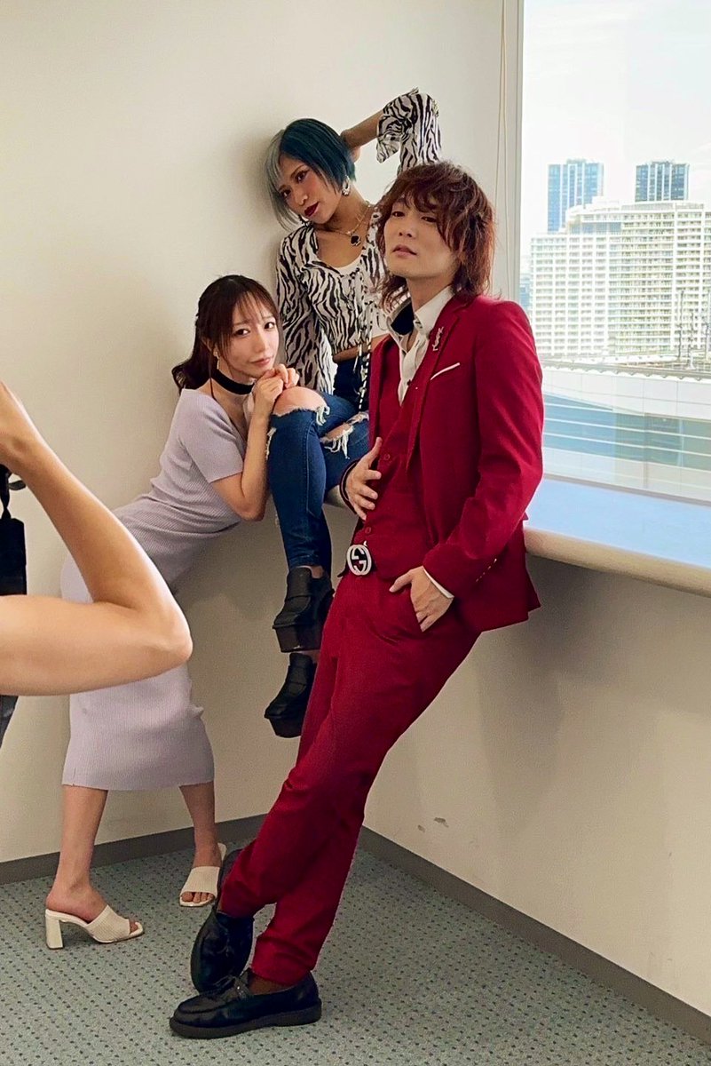 ただいま発売中の
【TVBros.】様
連載『清水あいりにツッコミたい!』

ゲストは
ぱーてぃーちゃん👼🏻👏🏻🤍
前編が掲載されています。
皆様ぜひチェックしてください！

TV Bros. 2023年12月号コミックアワード号 https://t.co/pcUh3I4ypU
#TVBros
#ぱーてぃーちゃん　
#清水あいりにツッコミたい https://t.co/0PMkgo6oxO