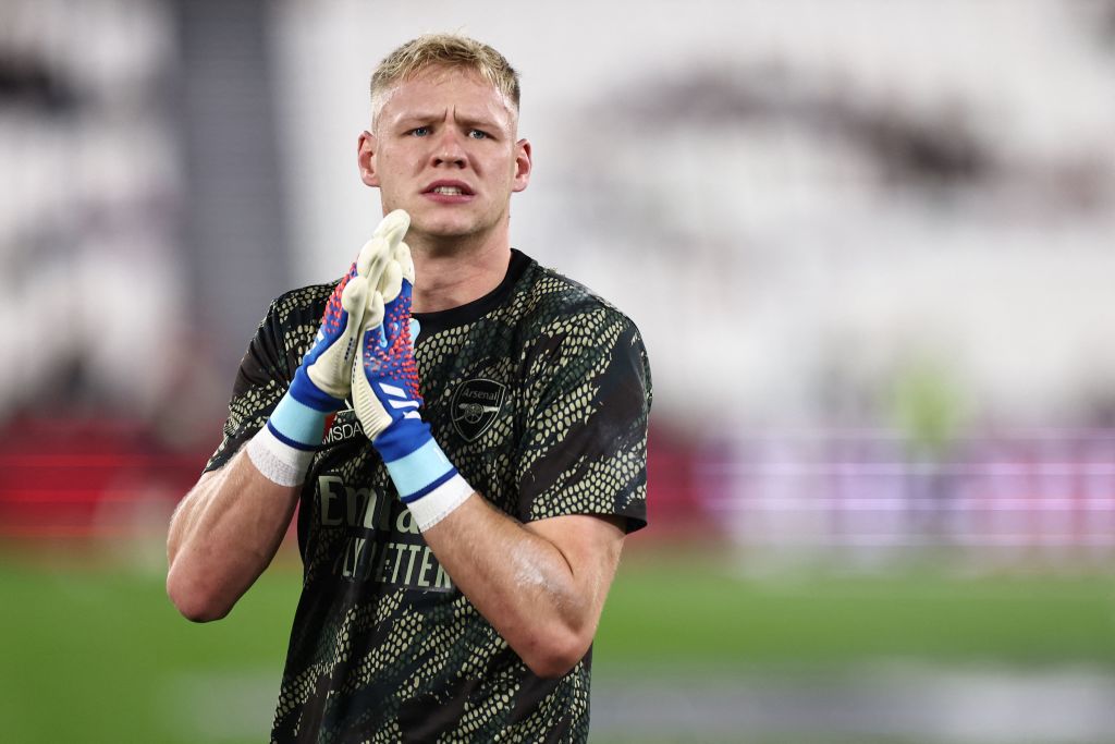FabrizioRomano's tweet photo. 🚨🔵 Understand Aaron Ramsdale is currently not part of Chelsea list as new goalkeeper. No negotiations are taking place now.

Chelsea are still quiet on GK position as no talks are ongoing about that for January window. https://t.co/f3b3aGN5DD