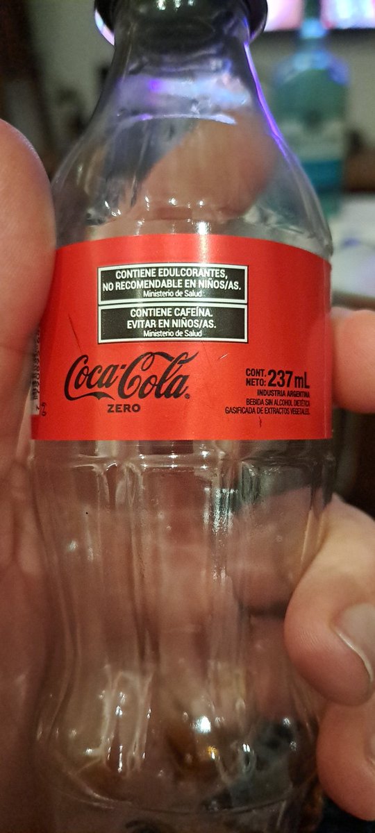 NachoEmy's tweet photo. @HoracioCabak En disco es mas barato el litro en estas botellitas, una locura. https://t.co/ZHsz9txsW7