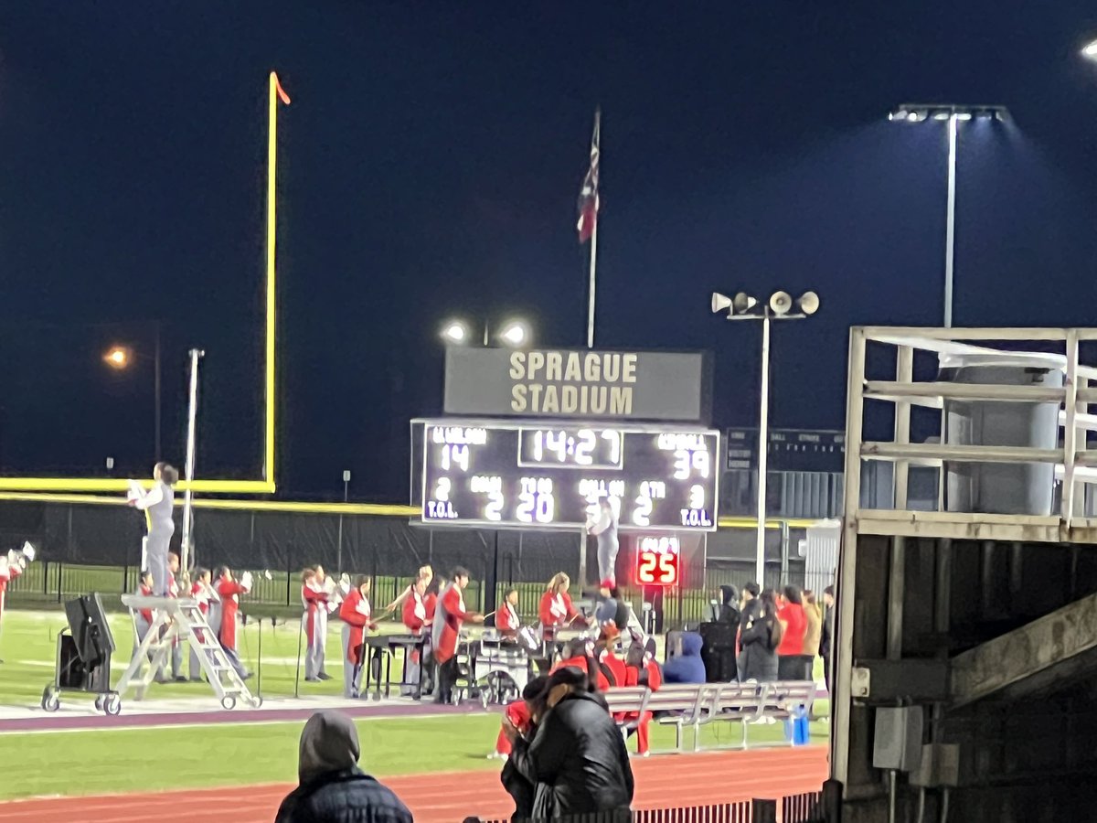 KoachG2's tweet image. #LetsPlayFootball 👏🏾👏🏾👏🏾👏🏾👏🏾
#WoodrowWilsonFindingOut 

N this just HALFTIME

#LetsFindOut ⚜️