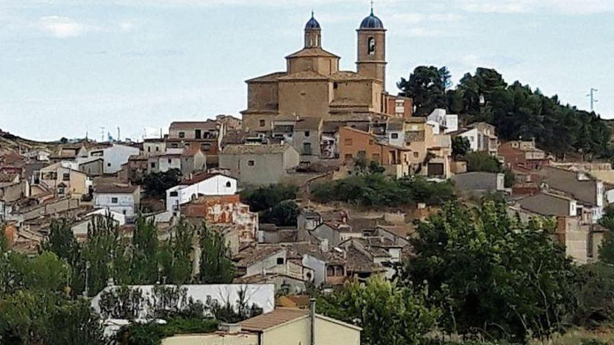 Xamuel28's tweet photo. Buenos días #Castelseras 
Comarca: Bajo Aragón
Habitantes: 793
Gentilicio: castelserano, -a
Más Info: https://t.co/6LtOBHD0X3 https://t.co/E81UUKcKZE