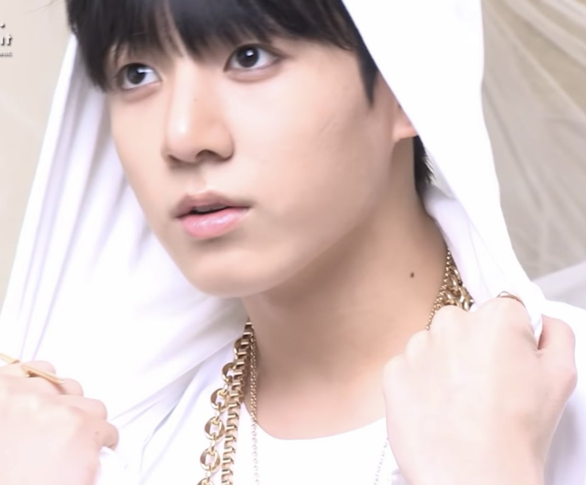 eri🐰ᴶᴷ ɢᴏʟᴅᴇɴ tweet media