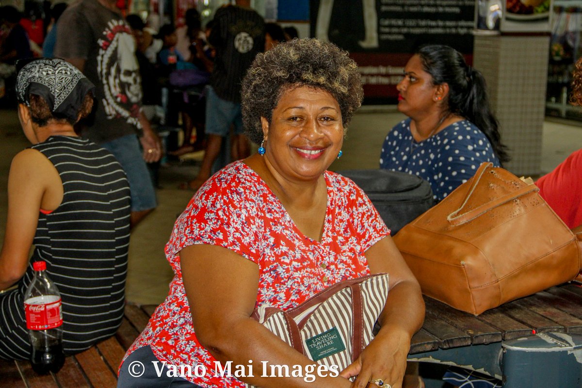 Lil bro went around Shirley Park and Lautoka Market yesterday offering to take snaps on Dslr camera for $2. 

😊 They were able to make $50 for their Cikobia Clean Water Drive 🥰

Vinaka Boys 🫶🏽💖
