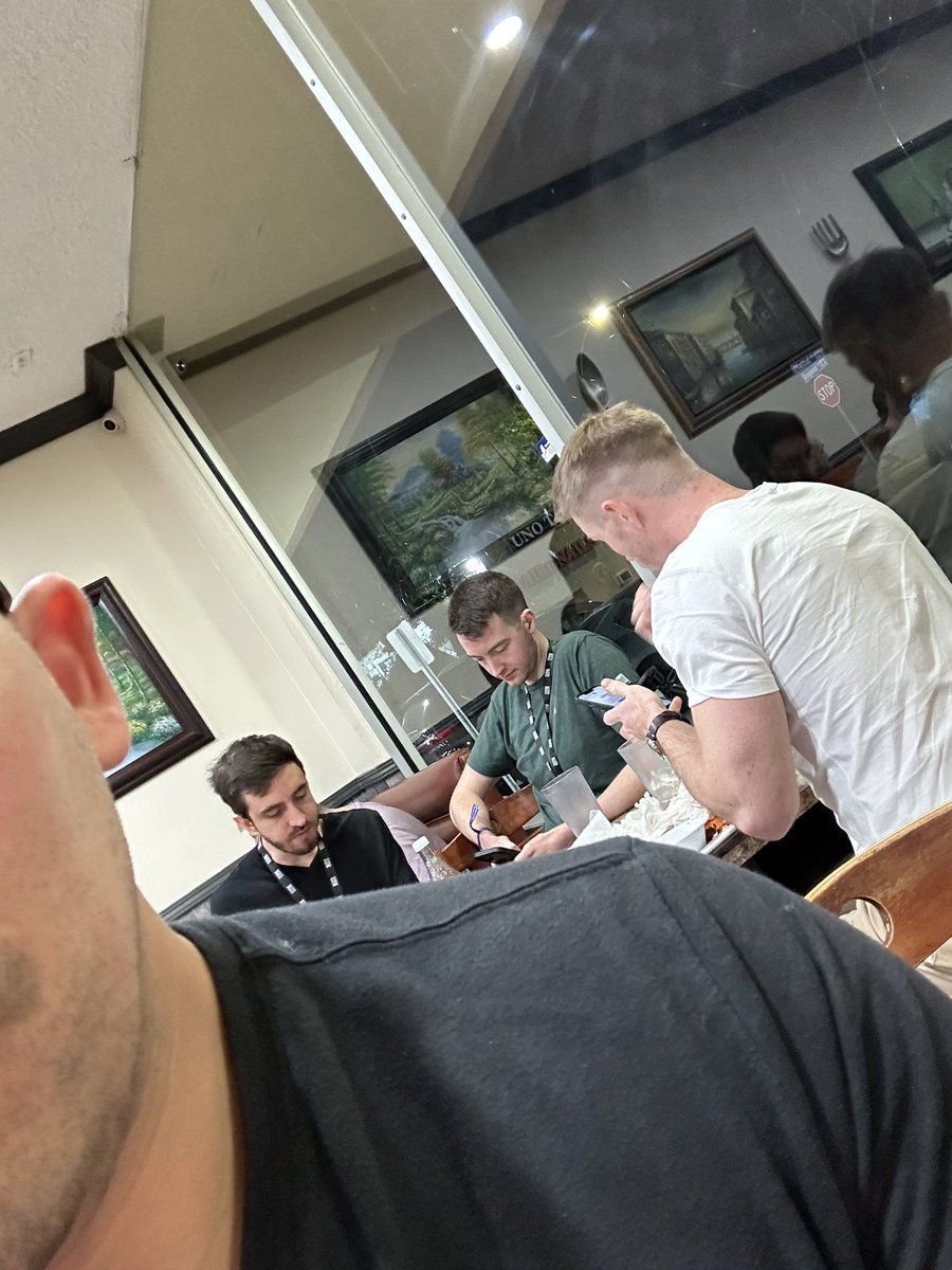 robitzm's tweet photo. @AutomaticJak 
Missed Connection
Thanks for showing me what that mouth do. I’m at the Stanford inn. I’m waiting bb. https://t.co/Qz9FDWwz1f
