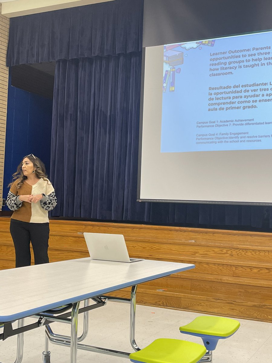 IvonneS65259027's tweet photo. Our dedicated 1st grade teachers empowering parents to support their students’ literacy growth 🙌🏼
Thank you @YMarquezHCISD for leading this initiative and making it happen 🫶🏻
#EmpoweringFamilies #WeAreHCISD #InspireEngageEmpower https://t.co/r3D09k2XJ3