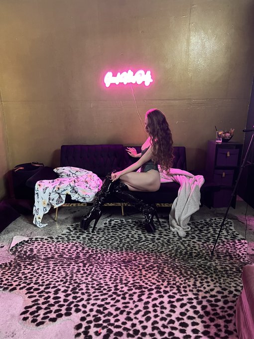 Day 1 done 💕 #goodvibesonly @CenterfoldsSac https://t.co/qFG9O5ZIfd<a href="/tag/goodvibesonly"class="tags">#goodvibesonly</a><a class="tags" target="_blank" title="On Twitter" href="/?out=eyJ0eXAiOiJKV1QiLCJhbGciOiJIUzUxMiJ9.eyJpYXQiOjE3MjE1Mjg2NjQsImlzcyI6InR3cG9ybnN0YXJzLmNvbSIsIm5iZiI6MTcyMTUyODY2NCwiZXhwIjoxNzUzMDY0NjY0LCJyZWRpcmVjdF91cmwiOiJodHRwczovL3R3aXR0ZXIuY29tL0NlbnRlcmZvbGRzU2FjIn0.gii9YpwoDLKwrm8LghfGwO8DmiHGPb75THnjs-8ITsBirbjH7MFtQyvlt9Z_5-0QhUm0RCLoiEi-R2UUzVOh_Q">@CenterfoldsSac</a>