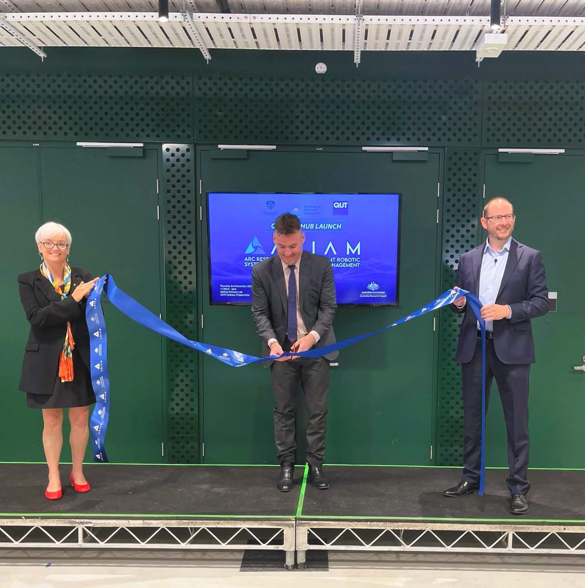 Our Hub officially launched yesterday <a href="/Sydney_Uni/">University of Sydney</a>'s <a href="/SIRISRobotics/">Australian Centre for Robotics</a>. Thank you to the <a href="/arc_gov_au/">Australian Research Council</a> <a href="/QUT/">QUT</a> <a href="/ourANU/">ourANU</a> <a href="/QUTRobotics/">QUTRobotics</a> Through our research collaboration, we hope to become a driving force in robotics for asset inspection and management.
