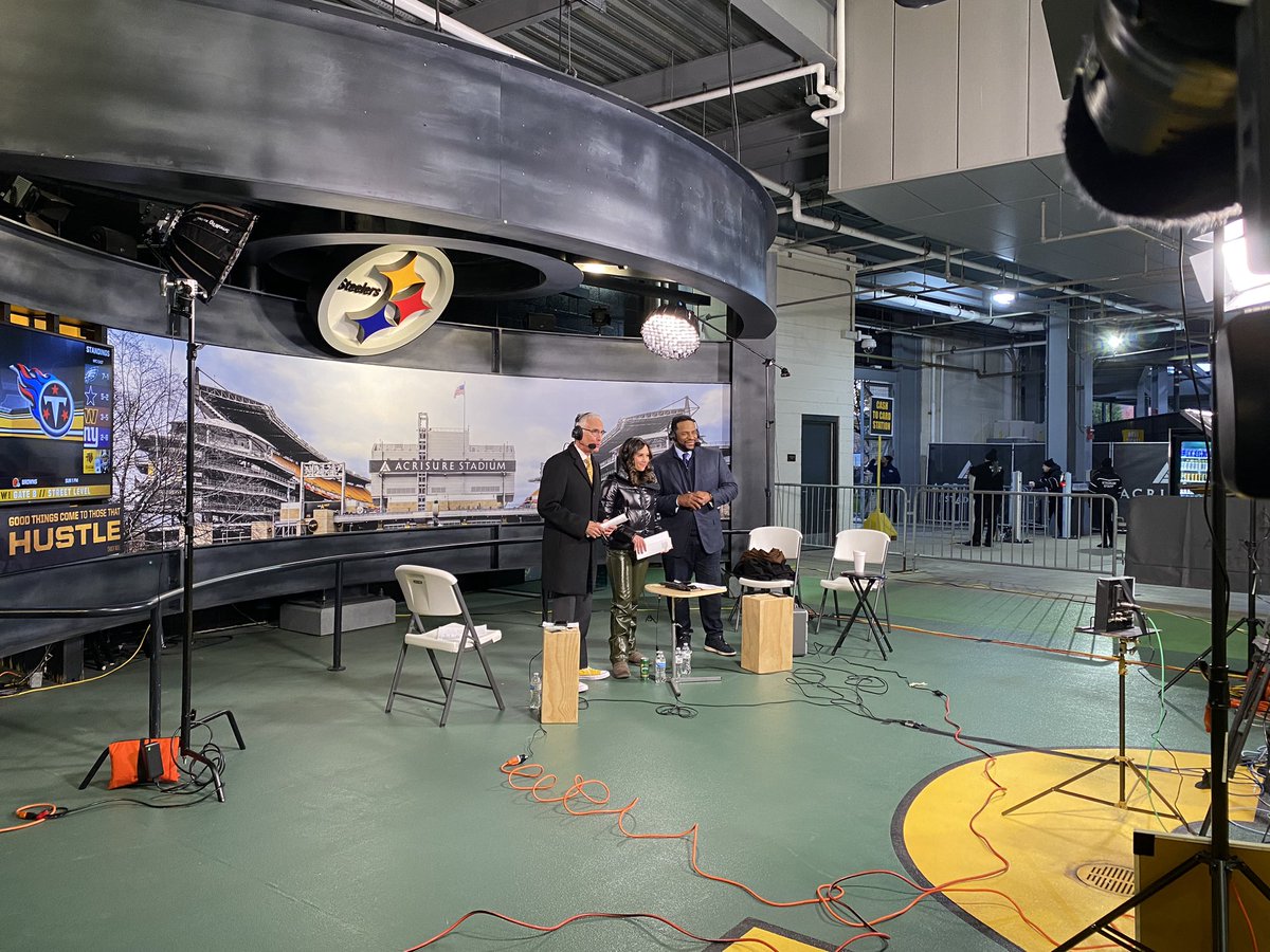 Wear your thermals tonight! Or watch <a href="/WPXI/">WPXI</a> covering the <a href="/steelers/">Pittsburgh Steelers</a> vs. <a href="/Titans/">Tennessee Titans</a> <a href="/JeromeBettis36/">Jerome Bettis</a> <a href="/JennaHarner11/">Jenna Harner</a> @DavidWPXI