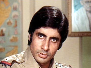 aboutronnys's tweet photo. @historyinmemes Amitabh Bachchan @SrBachchan 
Chuck Norris from the east!! https://t.co/8d88fpjYqn