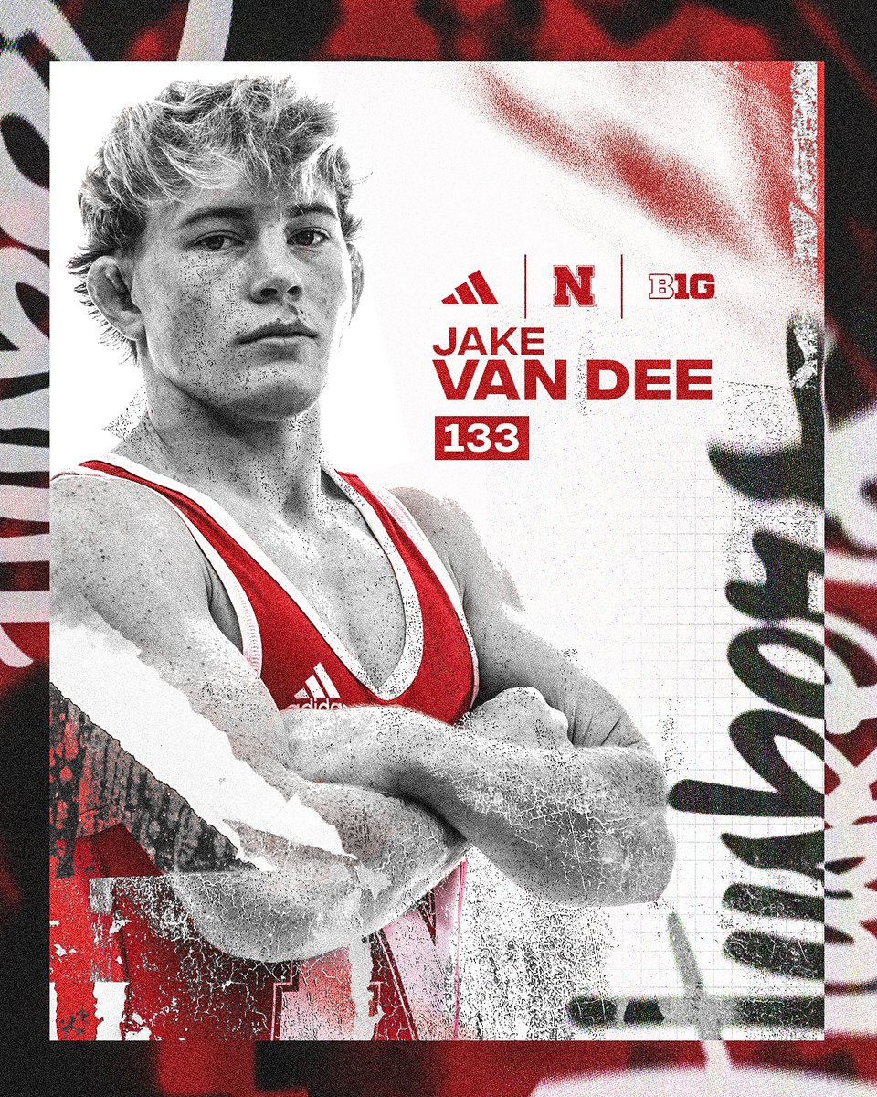 HuskerWrestling's tweet photo. 133 | The Huskers are rolling as Van Dee gets the 5-1 decision! 

Nebraska 6, NDSU 0 https://t.co/jsoQ72bgFJ