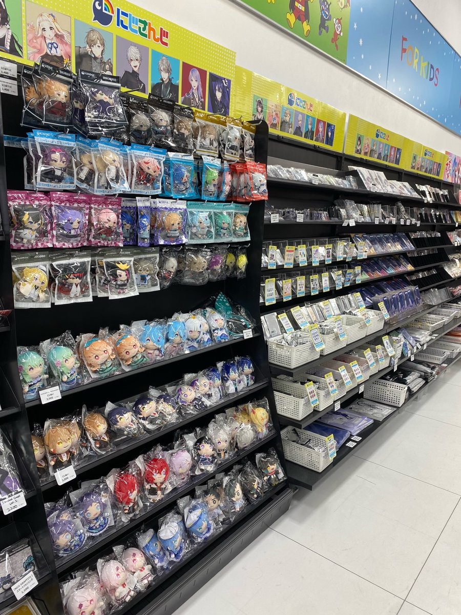 にじさんじ公式グッズ絶賛発売中🌈🕒✨ 人気商品各種ございますので