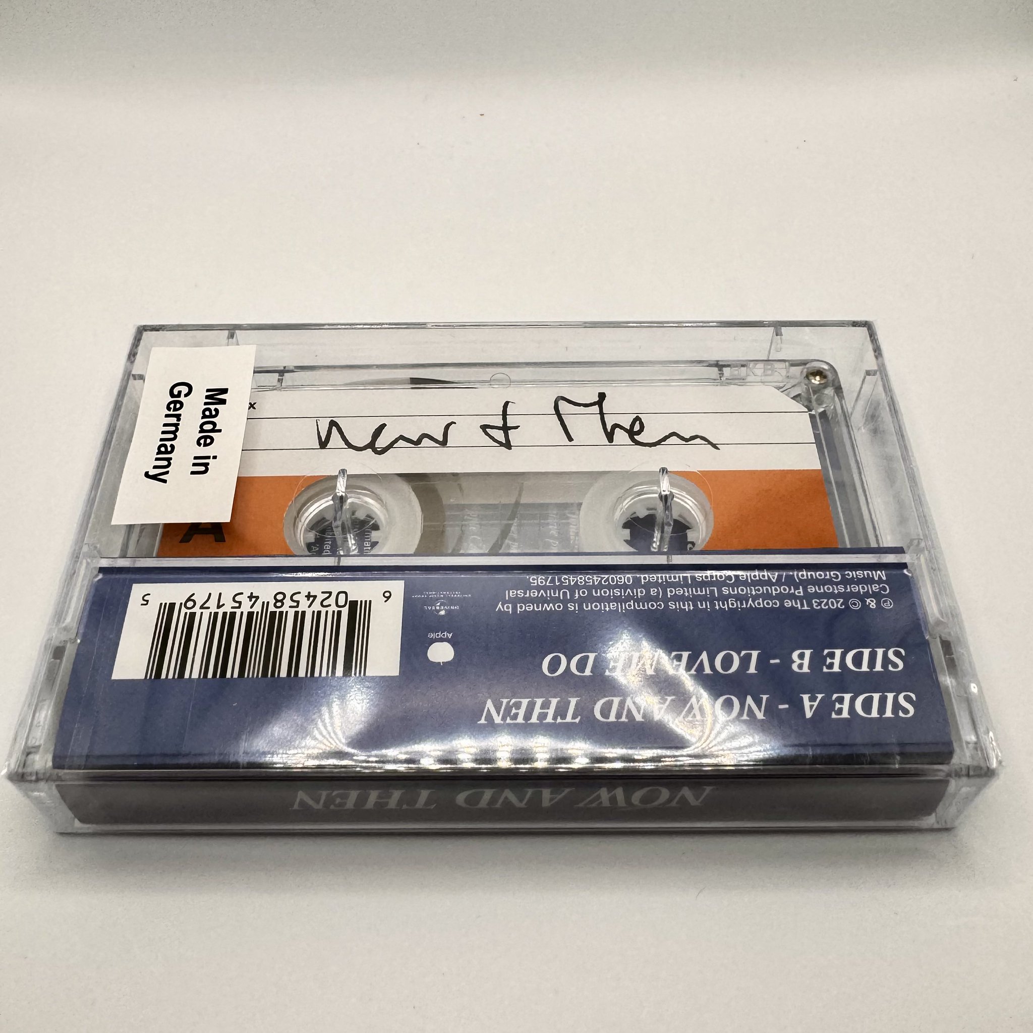 The Beatles  Now And Then カセットテープ　未開封新品 ザ・ビートルズ / Now & Then CT【輸入盤】【THE BEATLES STORE