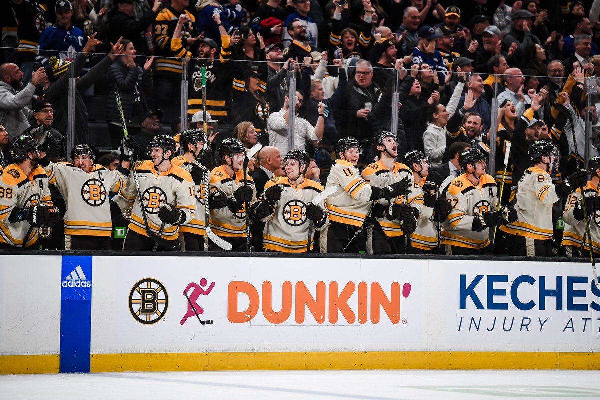 NHLBruins tweet picture