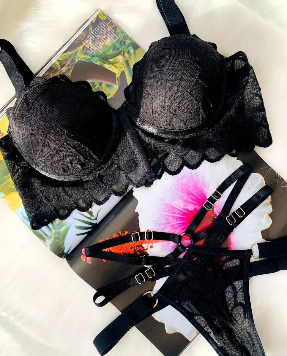 GrumpyCatGirl_'s tweet image. Mostrando mi trabajo para que me compren lencería❤️‍🔥