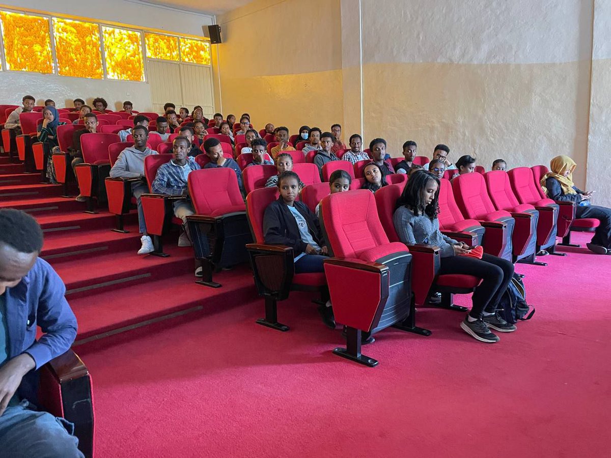 mahijar5's tweet image. GDSC AASTU had its first info session on November 1st. Embarking the beginning of community learning and community service!
#developersstudentclub #googledevelopersstudentclub #gdscaastu #communitylearning #events