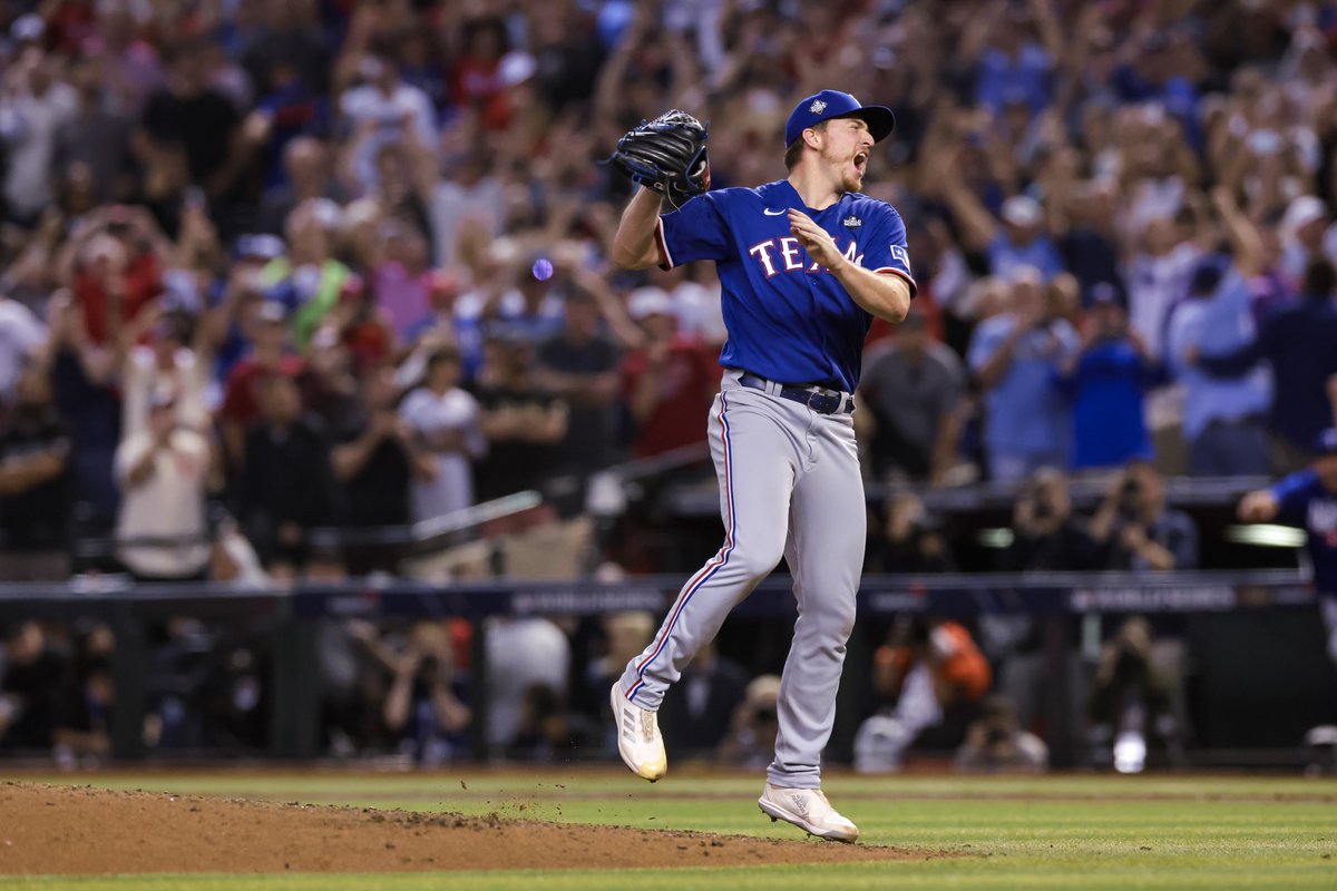 Rangers's tweet photo. Sborzy glove slam forever. #WentAndTookIt https://t.co/rHXqGeDw8C