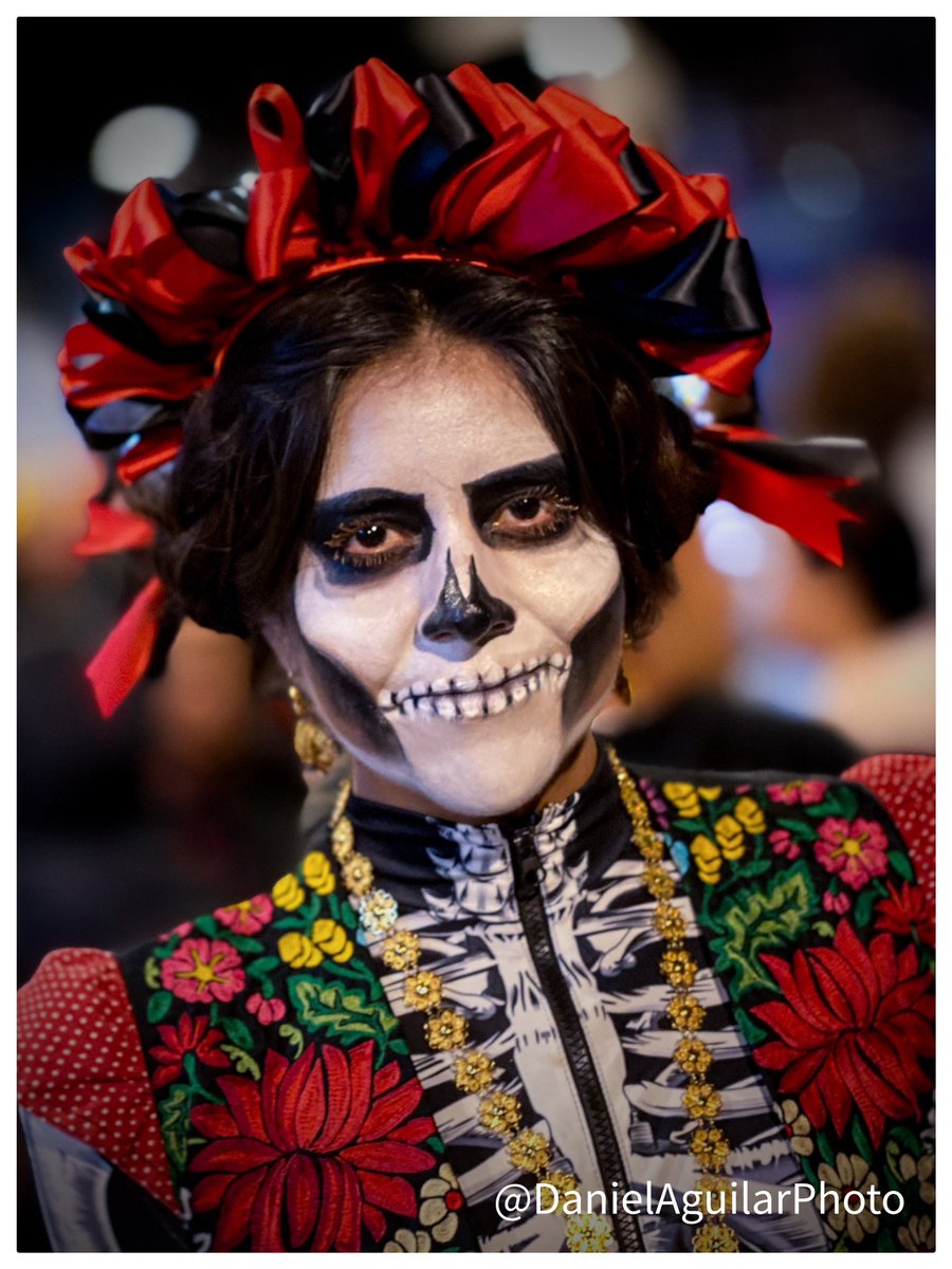 “Día de Muertos”.  Celebración en la Ciudad de México.  #DiaDeLosDifuntos #CDMX #Mexico 💀 PIX📷DA