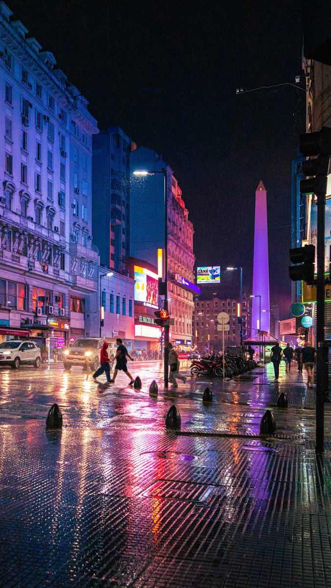 Lluvia en Buenos Aires. Dale retuit si te gustó!