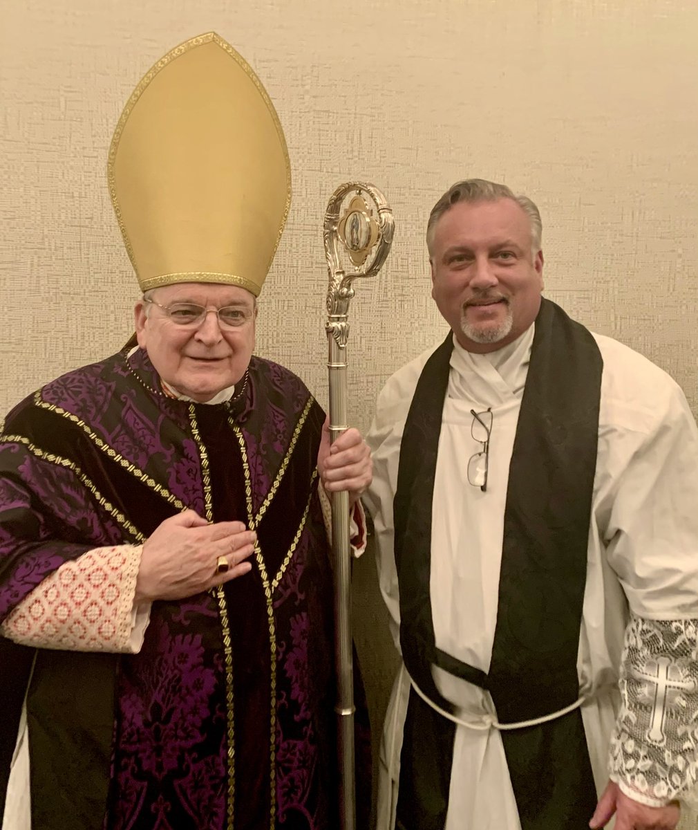 Solemn Mass of All Souls with His Eminence Raymond Cardinal Burke ✝️

#allsouls #catholic