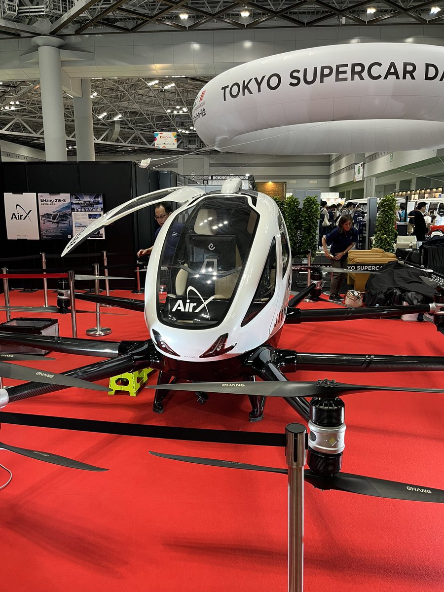KINTORE_golira's tweet photo. ただいまジャパンモビリティショーに来ています
色々な機械があって楽しい！
#ジャパンモビリティショー2023 https://t.co/QFUcIKzFgm