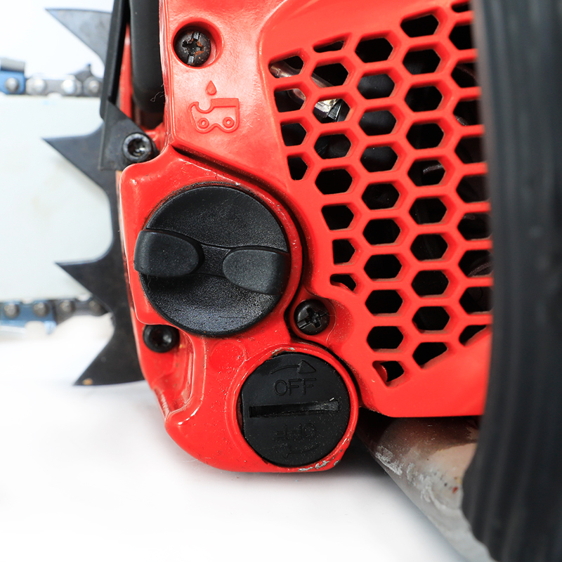 makcim1113's tweet image. Модель продукта：CanFly X6
Перемещение：68 cc
шины：CanFly 18&apos;&apos;/20&apos;&apos;/22&quot;
Номинальная мощность：3.0 кВт
Скорость холостого хода：3300 р/мин

Принимаю все заказы, вы можете связаться со мной для уточнения деталей
#бензопила   #Садовая техника