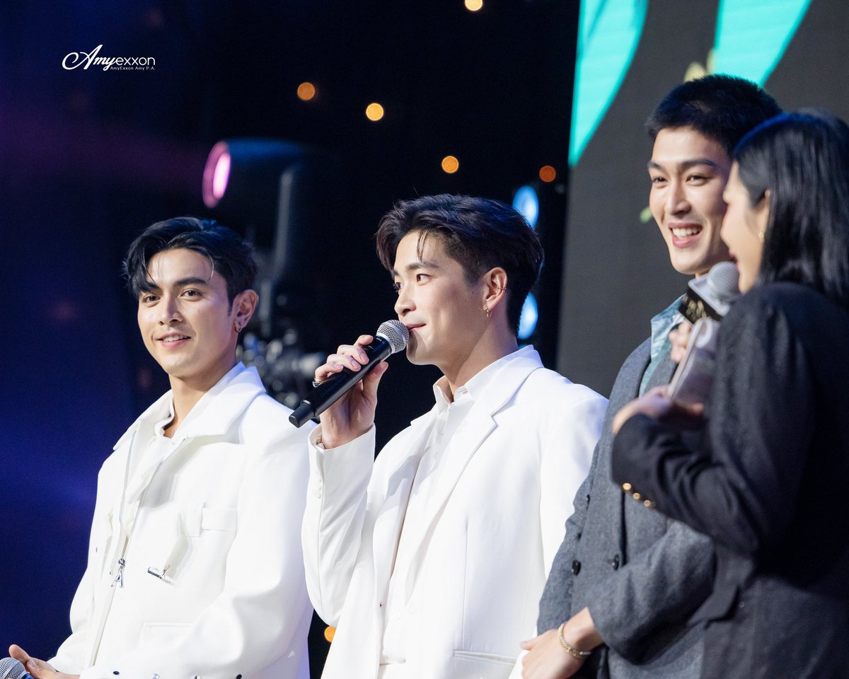 AmyExxon's tweet photo. @pon_nawasch @lekteeradetch @KRATINGGG เก็บตกงานวันนู้น #UranusClinic #pon_nawasch #ภณณวัสน์ #กำลังใจของภณ #lekteeradetch #tlek_fc #อาเล็กธีรเดช #กระทิงขุนณรงค์ #4thMeetnGreet https://t.co/rknL9Pq6kQ