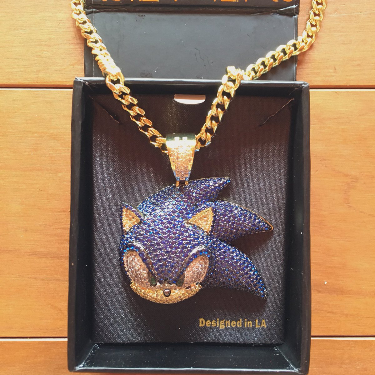 KING ICEのソニックネックレスもらったんだけど、日本で買えるんだね