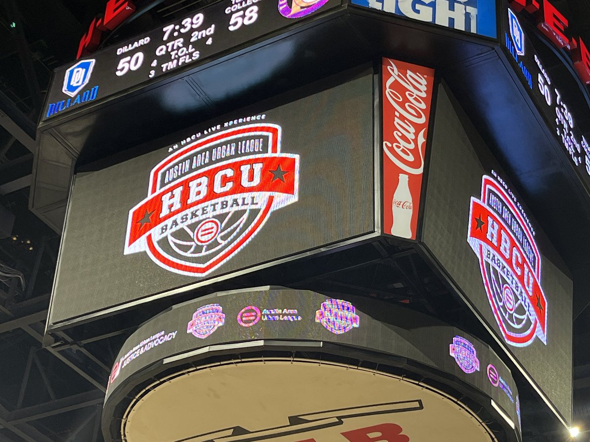 KikiBakerBarnes's tweet photo. Great 1st day at the @AAULTX HBCU Classic @GCACSports lead 2-1 over @RRACsports with @WileyAthletics @PSCAthletics1 securing the “W” 😀. Join us tomorrow for Part 2 or watch on @HBCU_Plus. Co-founder @UrbanEdgeNet Todd Brown was in the building 😀#GCACSports https://t.co/UMngkaOVQI