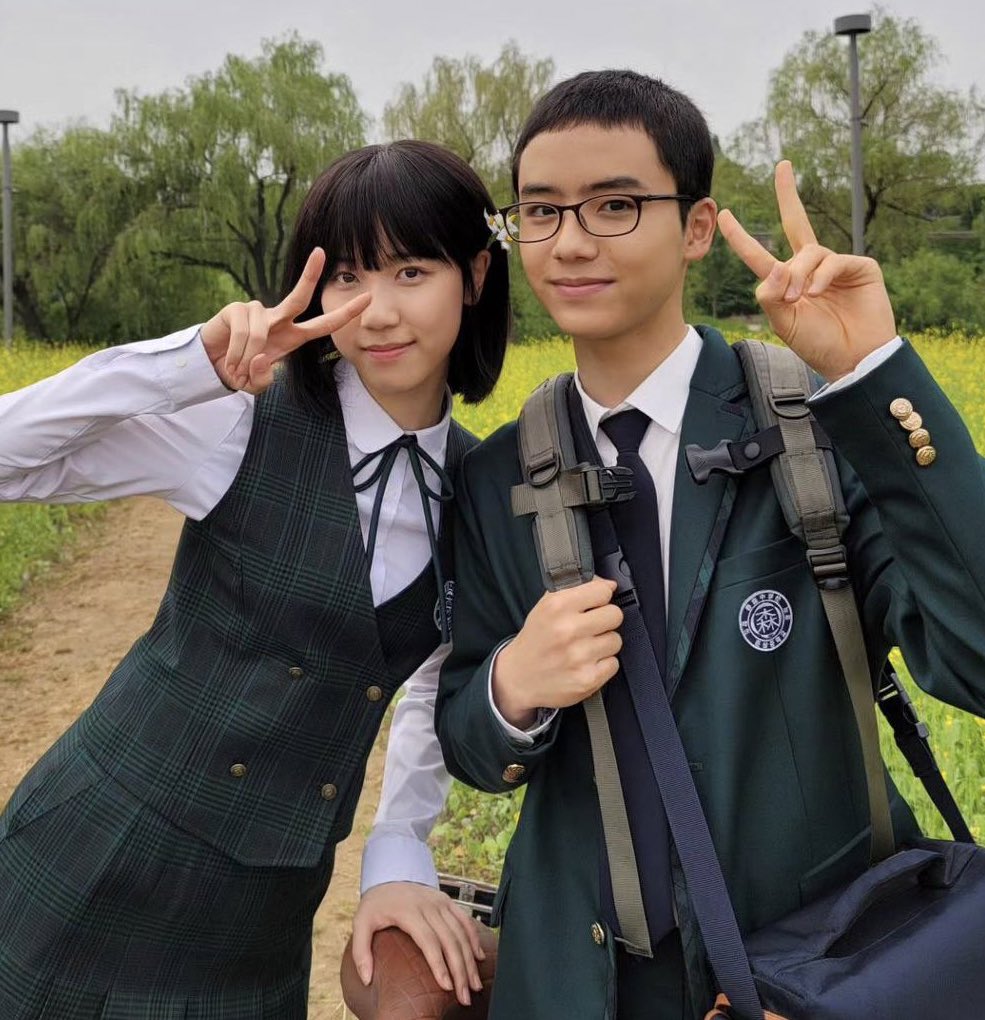 kdramadaisy's tweet photo. I'm feeling so old rn 😭 https://t.co/FfBXkOC5bk