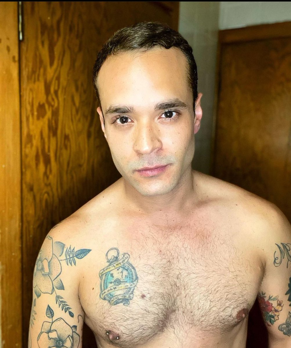 Manolito tweet media