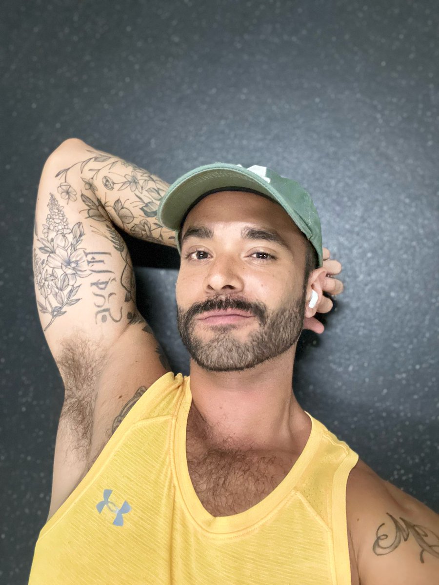 Manolito tweet media