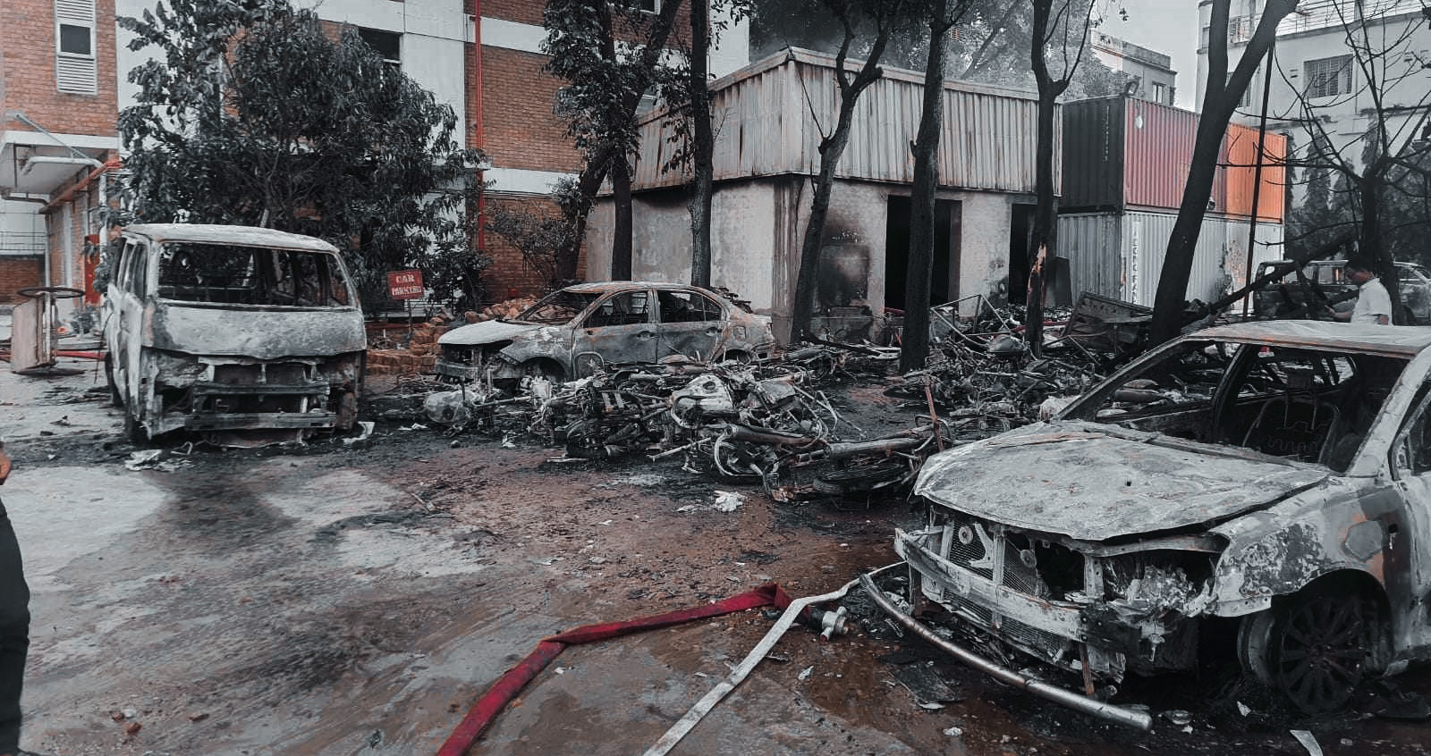 সারা দেশে অবৈধ হাসপাতাল-ক্লিনিক সিলগালা, জরিমানা