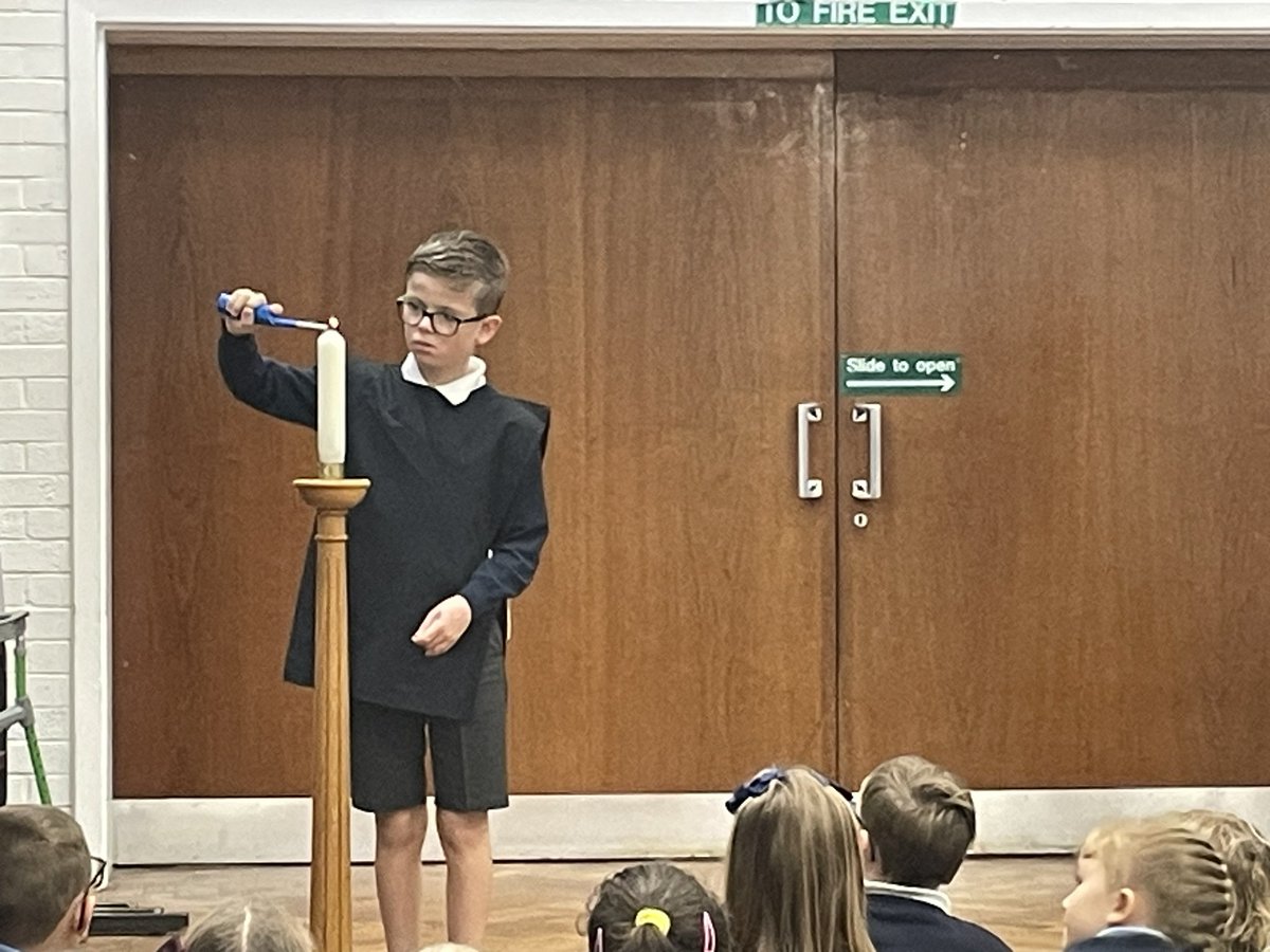 EynesburyCofE1's tweet image. Year 6 led collective worship yesterday, being part of a team was the important message that was shared. Well done! We even sang our school song! #LovetoLearn #LearntoLove