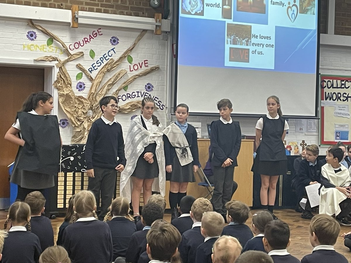 EynesburyCofE1's tweet image. Year 6 led collective worship yesterday, being part of a team was the important message that was shared. Well done! We even sang our school song! #LovetoLearn #LearntoLove