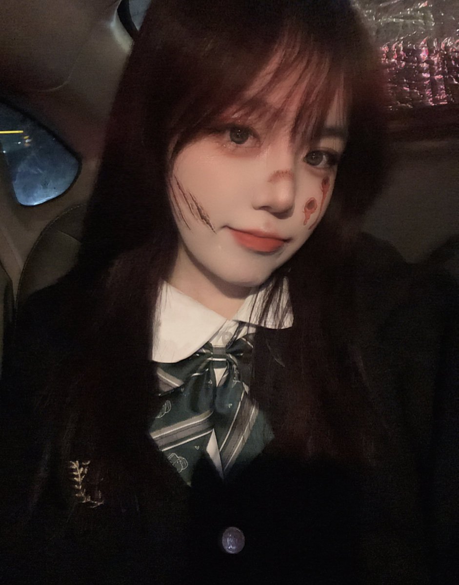 HaloLittleS's tweet photo. 万圣节快乐🎃 https://t.co/e6SKrxgzUU