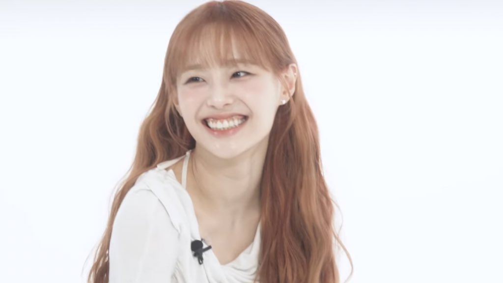 chuu pics tweet media