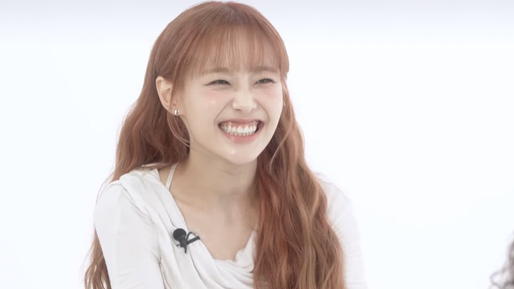 chuu pics tweet media