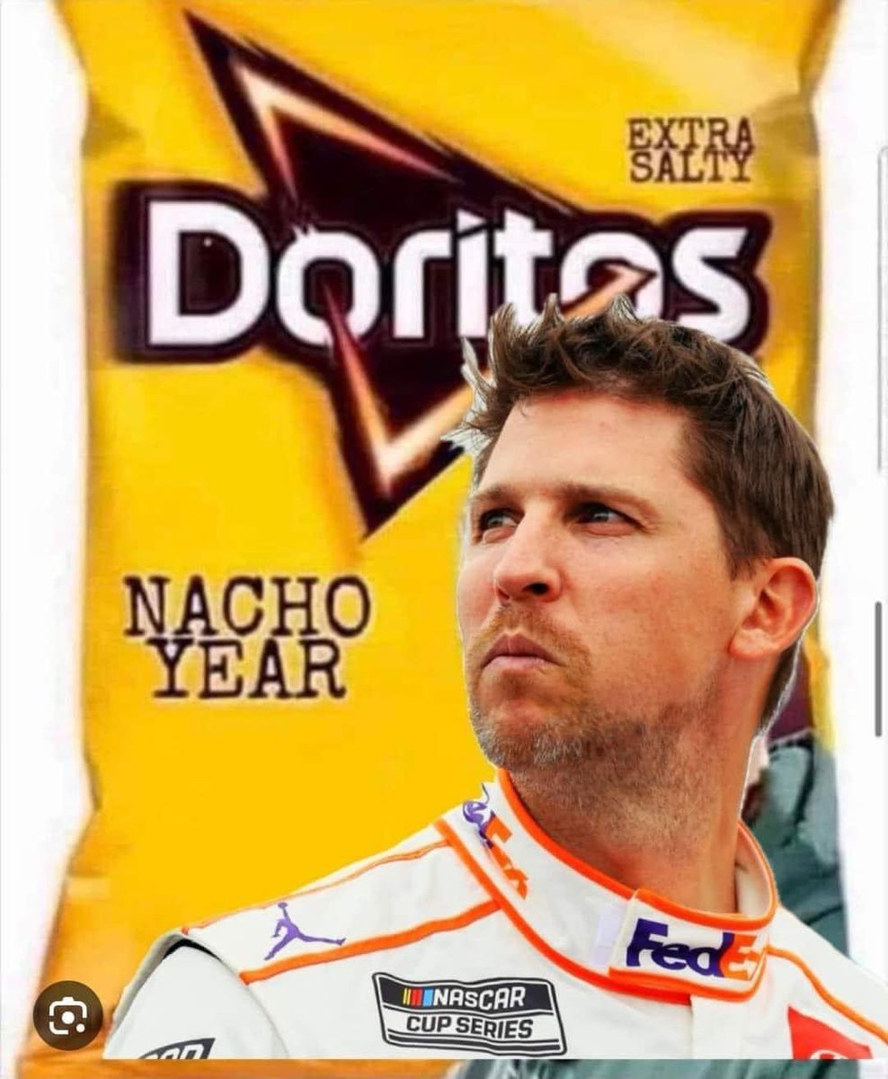 threet_daniel's tweet photo. @SiriusXMNASCAR @dennyhamlin @joeylogano @TyGibbs @MartinsvilleSwy https://t.co/MEjtWx0poY