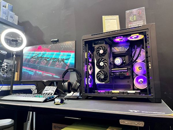 ThermaltakeInc's tweet photo. At the #Indocomtech, our CTE C750 was on display!
📷 Thermaltake Indonesia
#Thermaltake #CTE_Form_Factor #CentralizedThermalEfficiency #CTEC750 https://t.co/bB6q7TL2FQ