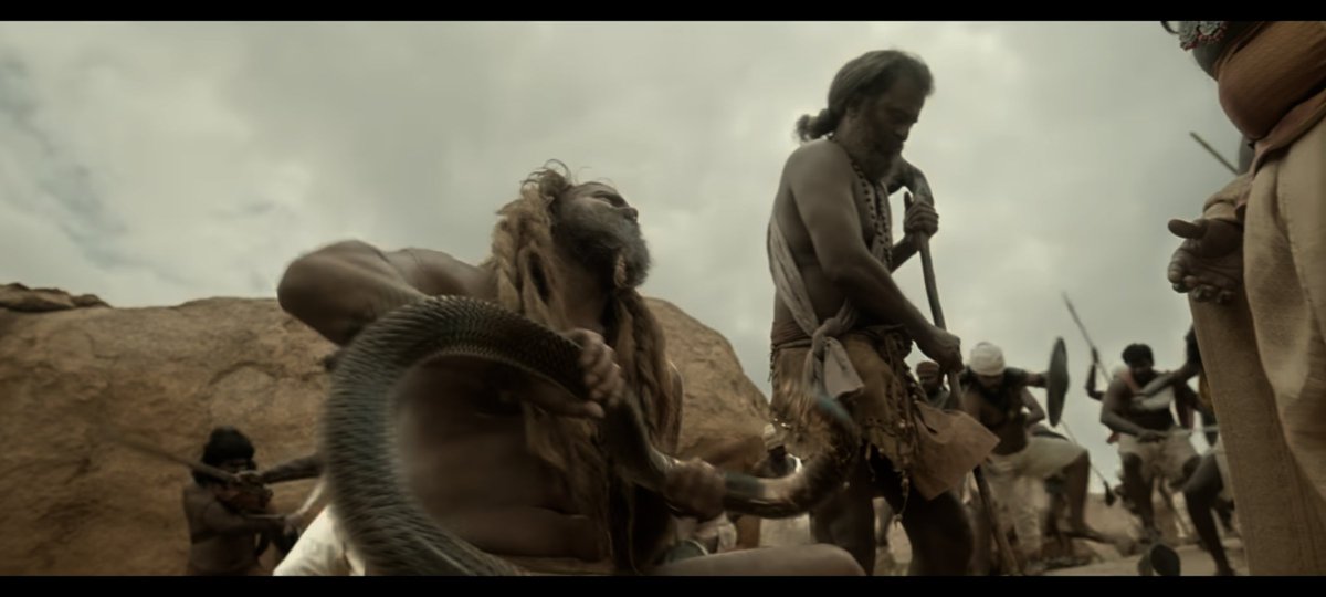 iammoviebuff007's tweet photo. #Thangalaan Teaser - Raw and Rustic..💥 #ChiyaanVikram ..🔥 https://t.co/OzDRyVuSYl