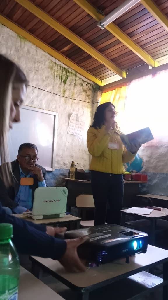 CiepOrg's tweet photo. DESARROLLO DEL SEMINARIO DE PLANIFICACIÓN EDUCATIVA REALIZADO EL 31 DE OCTUBRE EN LA ESCUELA ALTO VIENTO EN EL VALLE MERIDA,  COMUNIDAD DE APRENDIZAJE PAULO FREIRE UNESR - SEEEA. MAESTRÍA EN PEDAGOGÍA CRITICA. https://t.co/SMlyPfpGbN