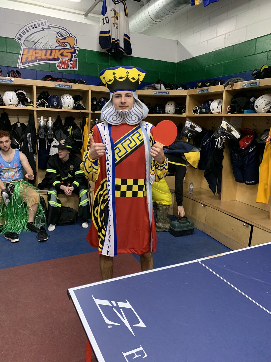 hawkesburyhawks's tweet photo. Wishing everyone a Hawks Halloween 🎃 👻 #FearTheFlock @thecchl https://t.co/kZdGyNyzeK