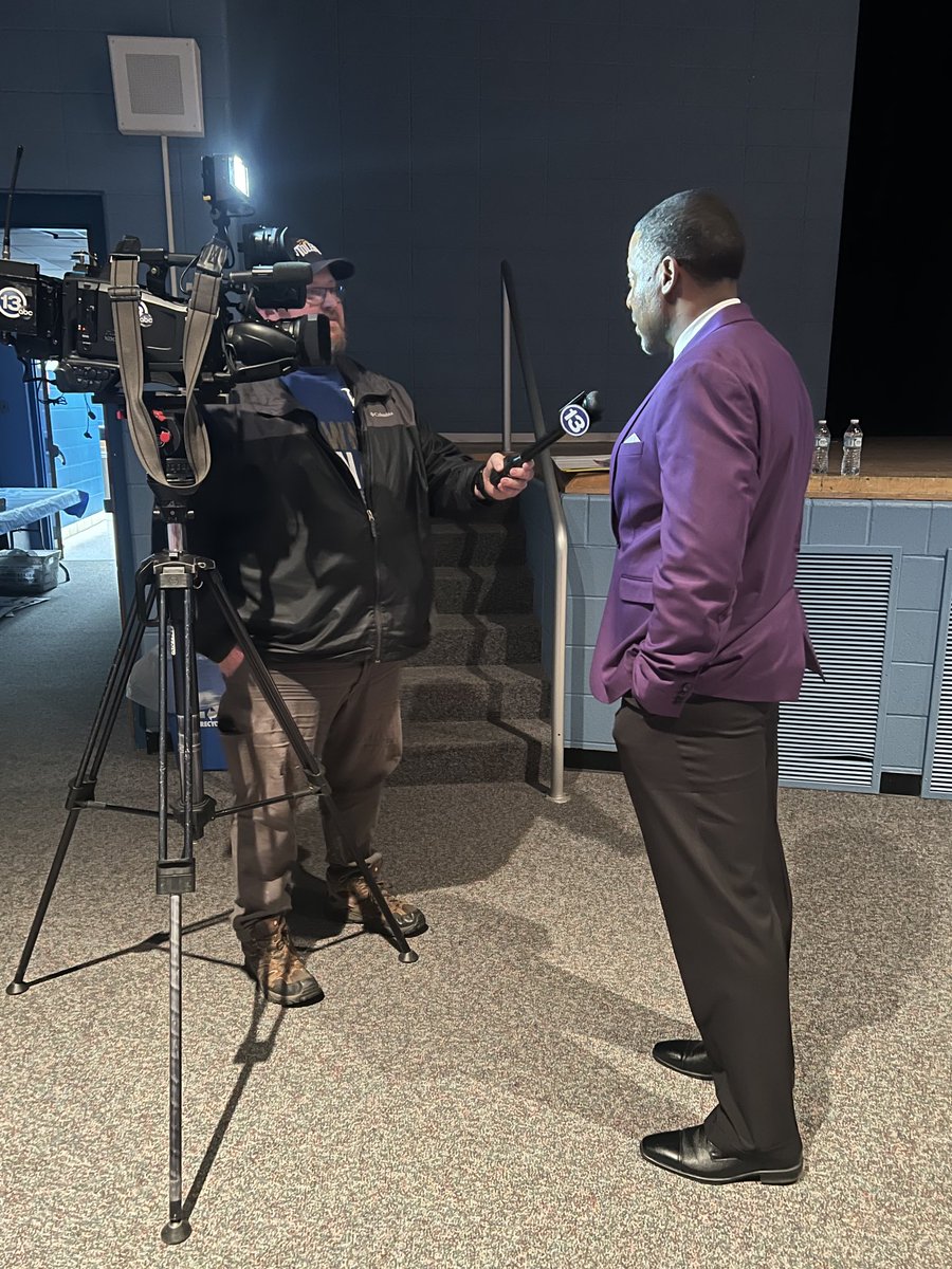 kurtsenior_'s tweet photo. Thank you ABC Toledo affiliate for highlighting the importance and impact of teachers. https://t.co/xYtzoStMHE