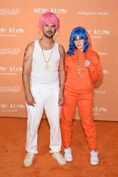 AwardShowNews's tweet image. .#TaylorLautner at Heidi Klum's 22nd Annual #Halloween Party