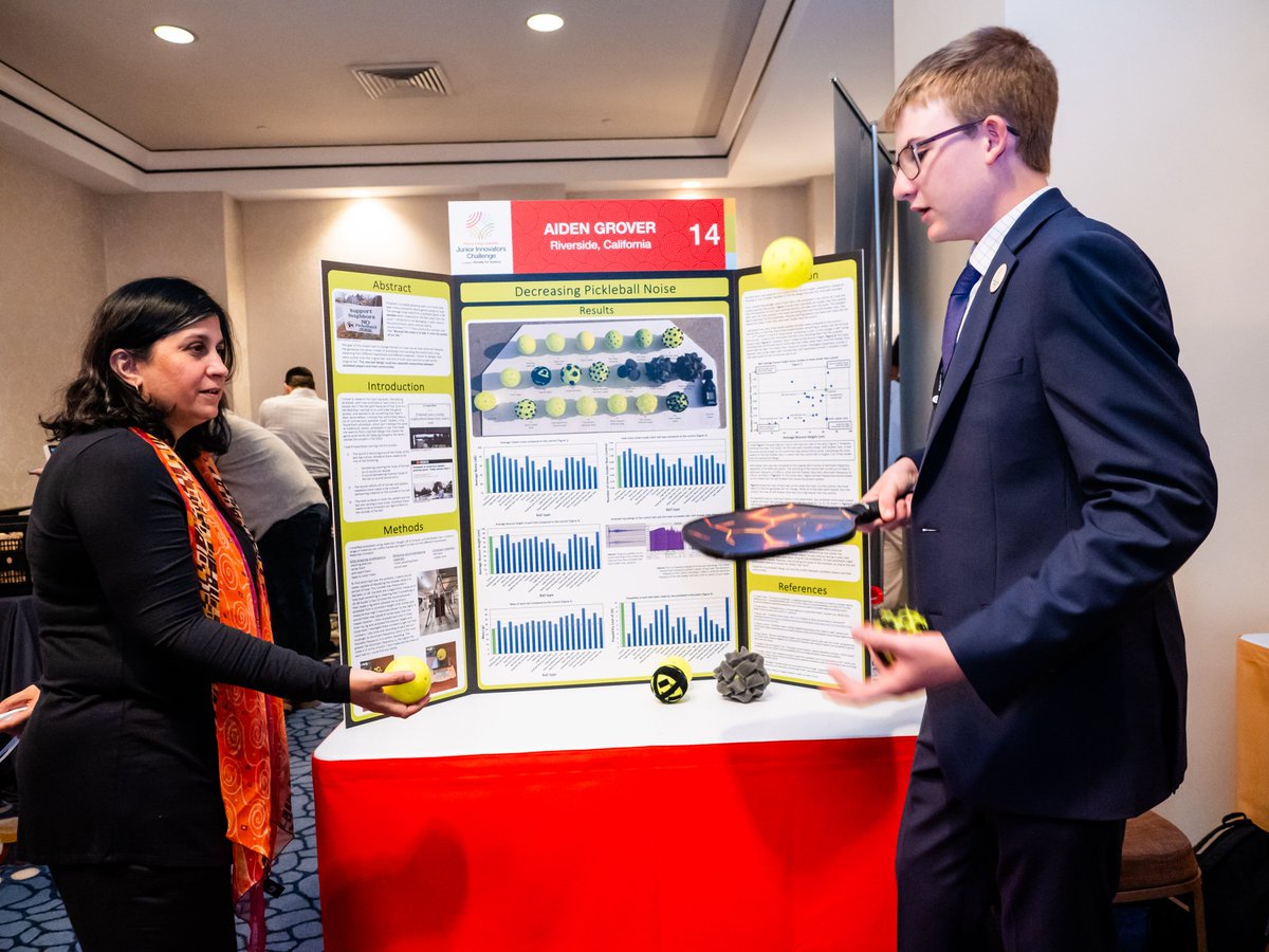 The best part of doing science research is sharing your results! #JuniorInnovators @thermofisher